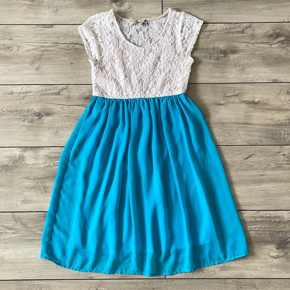 Speechless Girl Lace Dress Size 16